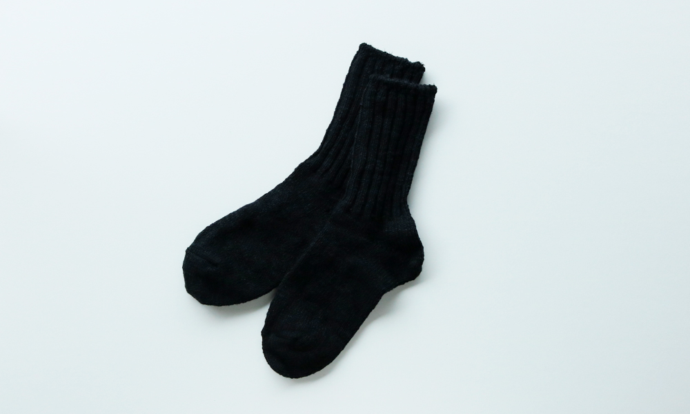 LUCKY SOCKS(ラッキーソックス) SILK MIX RIB SOCKS(シルクミックスリブソックス) / ブラック